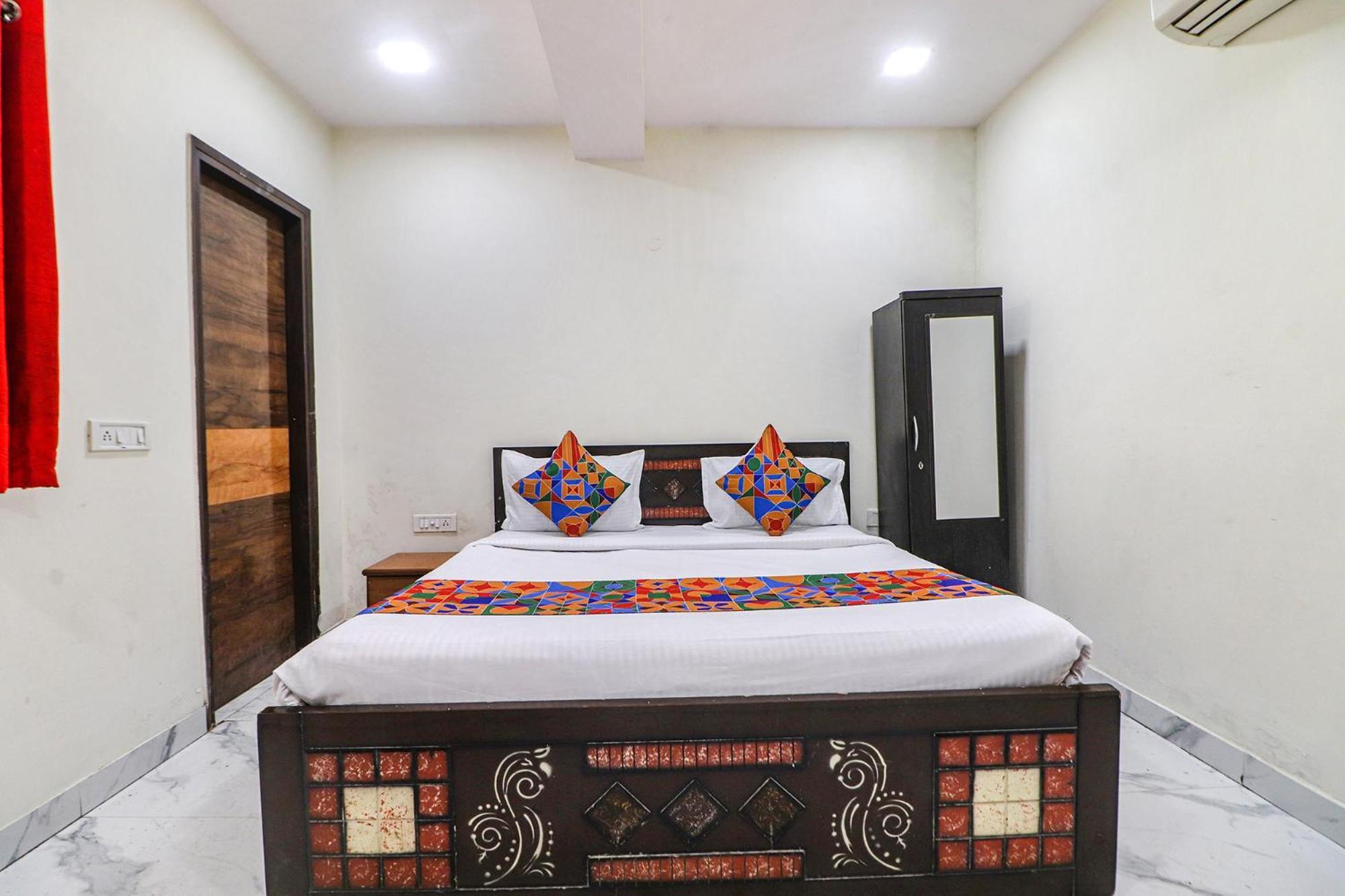 Fabexpress King Stay New Delhi Exterior photo